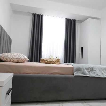 שקודר Rozafa Guest Room Center מראה חיצוני תמונה